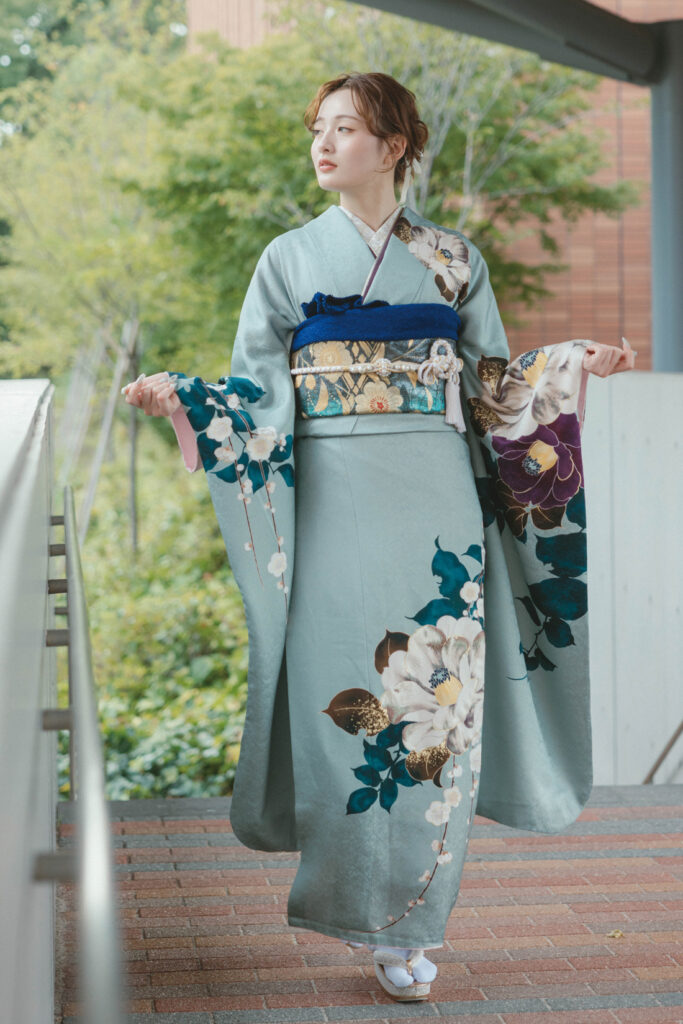 グレー地 椿と梅