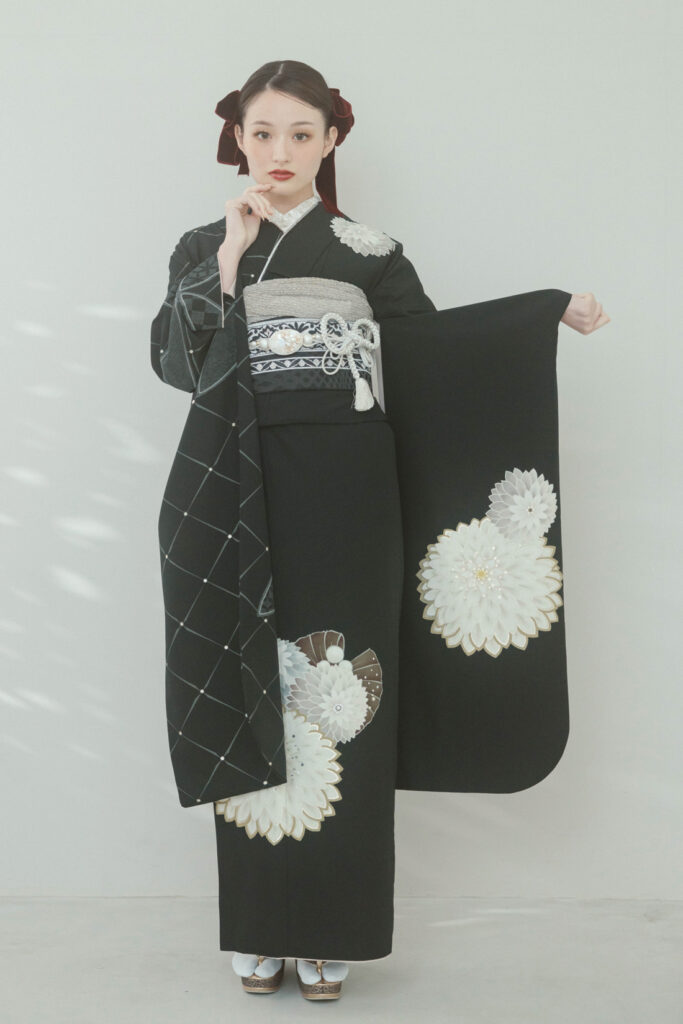 玉城ティナ×紅一点 大菊×黒