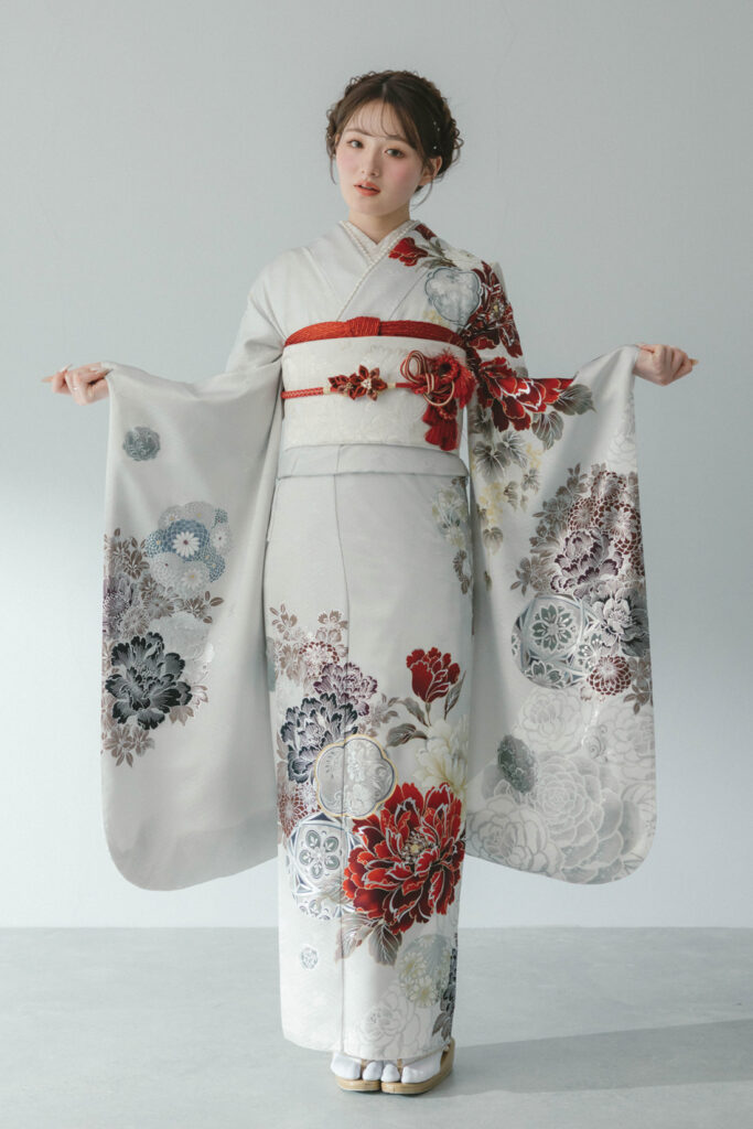 紅牡丹に毬 グレージュ